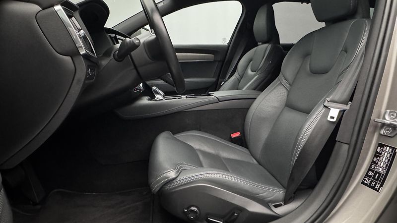 Volvo V90 T6 AWD INSCRIPTION CZ 1.maj - fotka 4 z 54