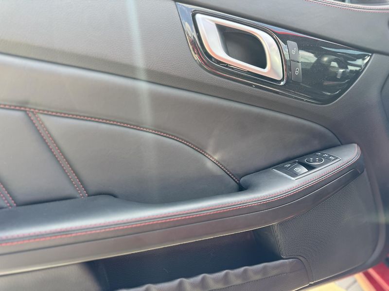 Mercedes-Benz SLC AMG 43 - fotka 15 z 43