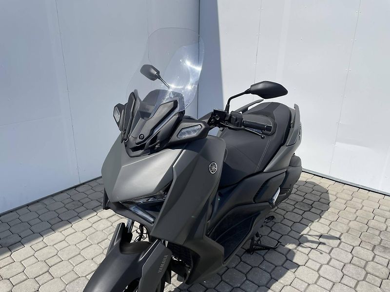 Yamaha (2026) XMAX 300 EU5+ - fotka 7 z 11