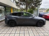 Tesla Model Y Long Range AWD 20´ - náhled 39