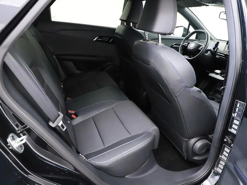 MG MG4 150kW 64kWh LUXURY 1.Maj DPH - fotka 8 z 12