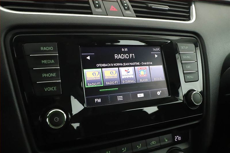 Škoda Octavia (2015) 2.0 TDI, ČR,1.maj, Tempomat - fotka 12 z 15