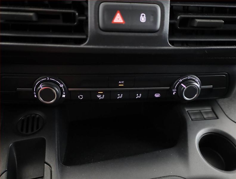 Toyota ProAce City (2024) Maxi 1.5 D-4D, 3Místa, ČR, DPH - fotka 9 z 13
