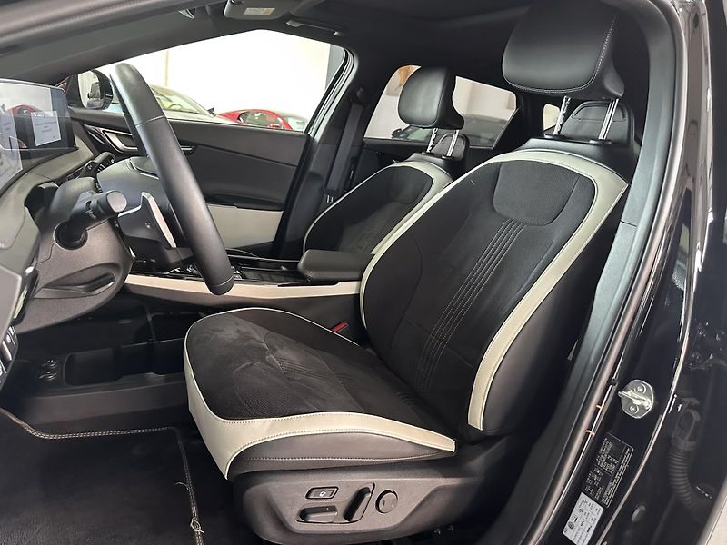 Kia EV6 GT-Line 77.4kWh Pano HuD 360 - fotka 10 z 21