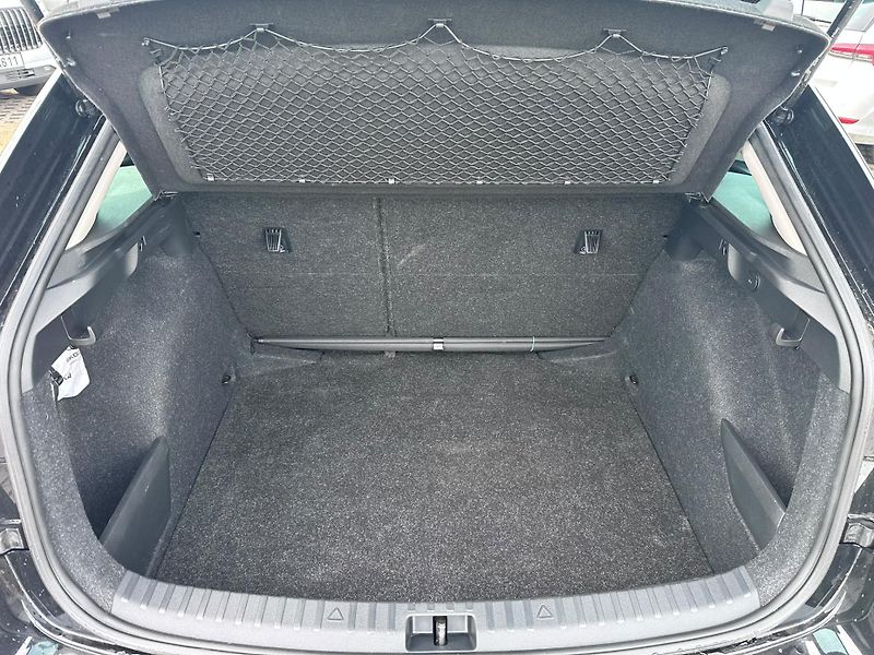 Škoda Scala 1,5 TSI DSG STYLE,1.MAJ.ČR,DPH - fotka 13 z 13