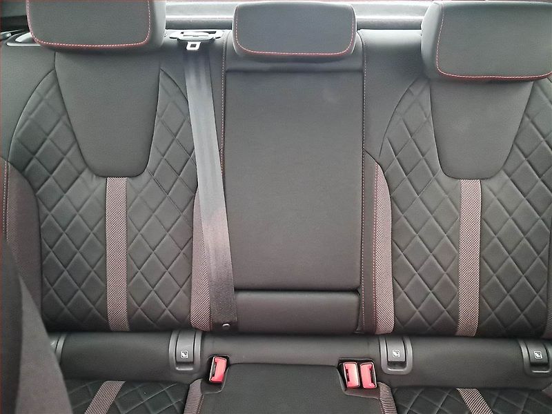 Škoda Octavia (2021) RS 2.0 TSI - fotka 10 z 17