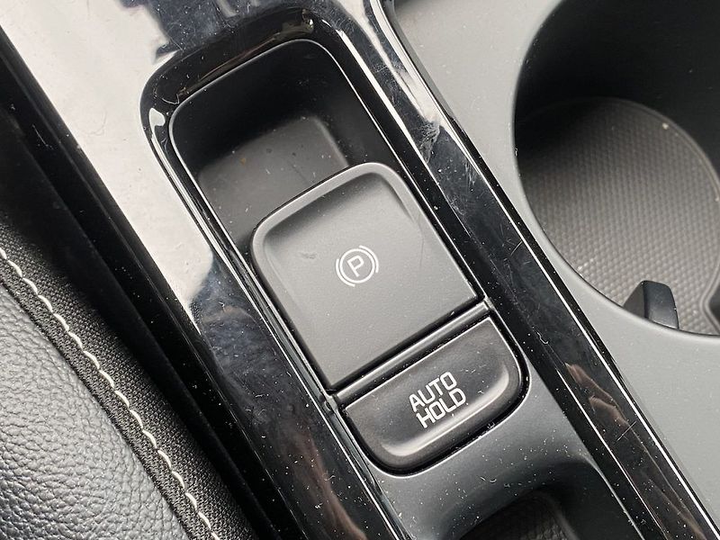Kia XCeed 1.5TGDi, ČR-1, Exclusive, kola - fotka 23 z 29
