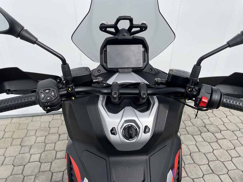 Aprilia (2026) SR GT 400 Rally Replica EU5+ - fotka 13 z 13