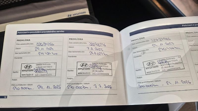 Hyundai i30 1.6CRDi 1.maj CZ záruka DPH - fotka 21 z 21