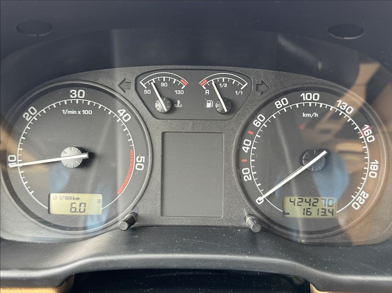 Škoda Octavia 1,9 TDI 81kW ELEGANCE původ ČR - fotka 29 z 48