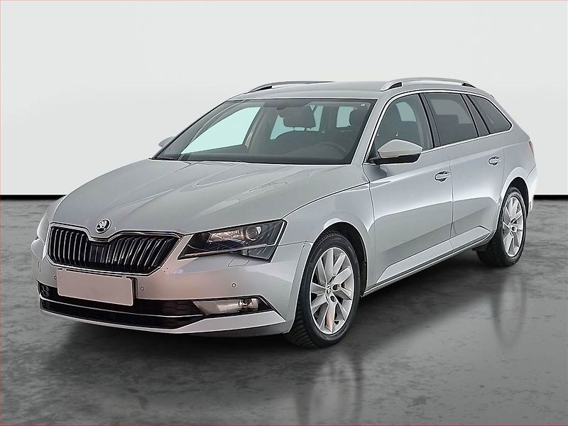 Škoda Superb (2018) 2.0 TDI, Automat, Navi, Xenony - fotka 2 z 21