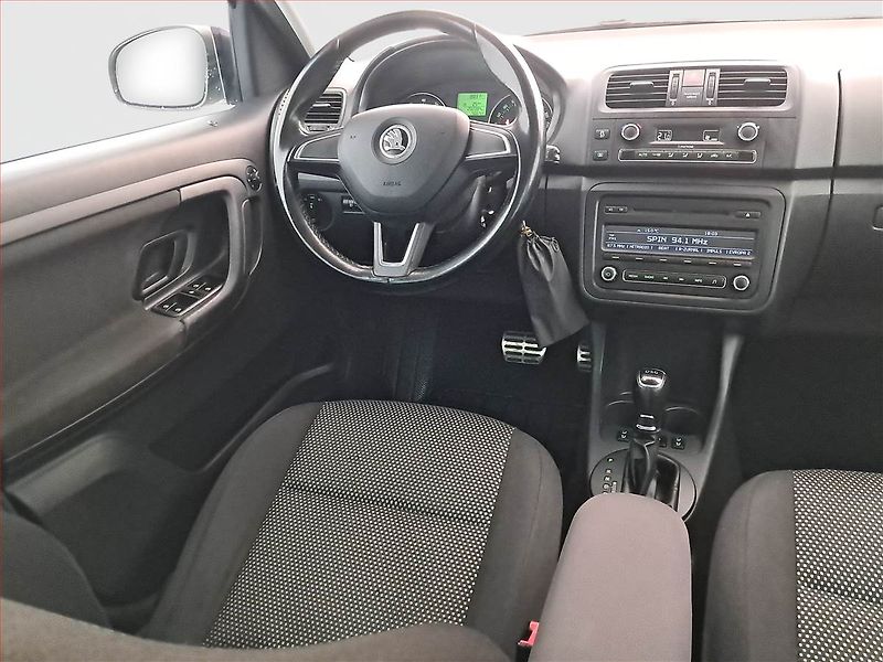 Škoda Roomster (2014) Scout 1.2 TSI, Automat - fotka 7 z 16