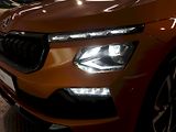Škoda Kamiq (2025) MONTE CARLO 1.0TSI 85KW PANORA - náhled 10