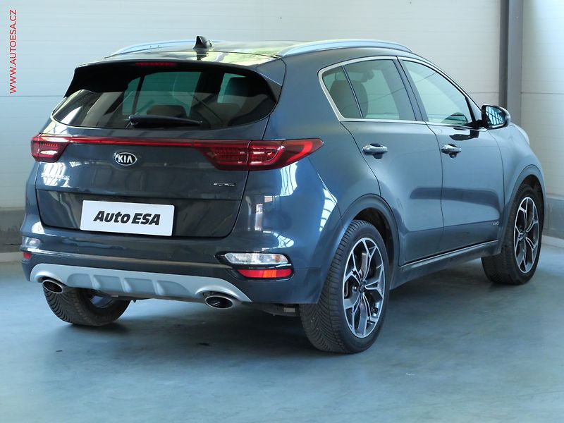 Kia Sportage (2018) 1.6 T-GDi AWD, GT Line, AT - fotka 4 z 25