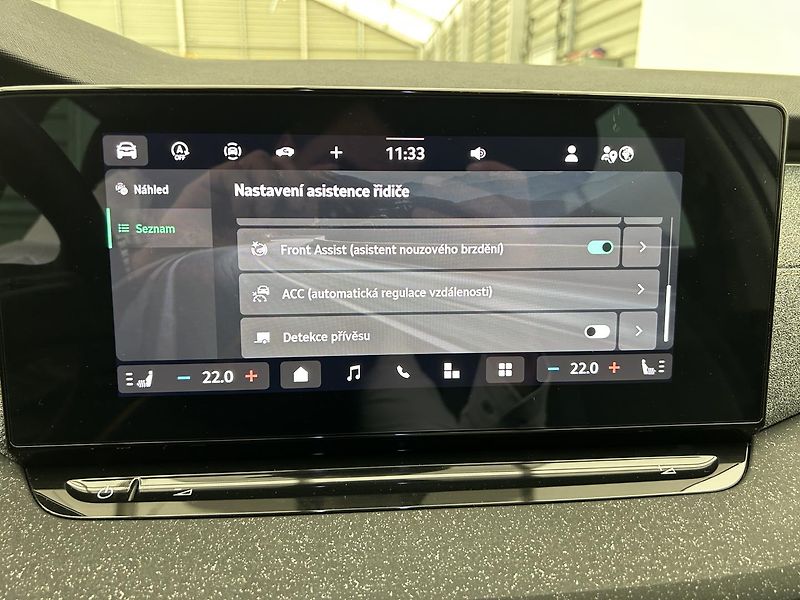 Škoda Octavia 1.5 TSI Top selection - fotka 17 z 26