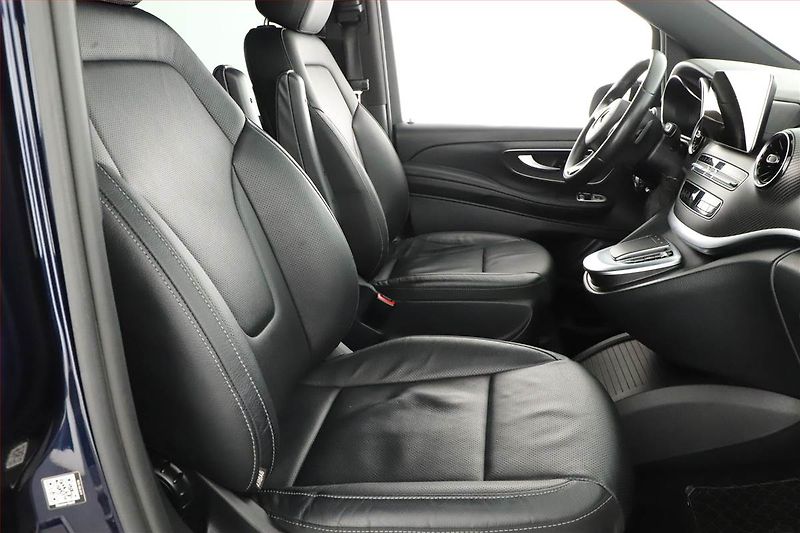 Mercedes-Benz Třídy V (2020) 300 d 4MATIC - fotka 7 z 19