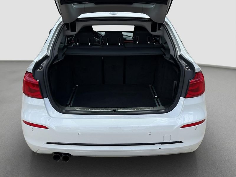 BMW Řada 3 320d xDrive Gran Turismo - fotka 21 z 22