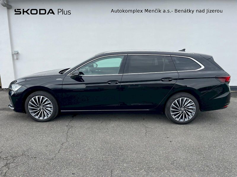 Škoda Superb (2024) COMBI L K TD 110/2.0 A7F - fotka 3 z 39