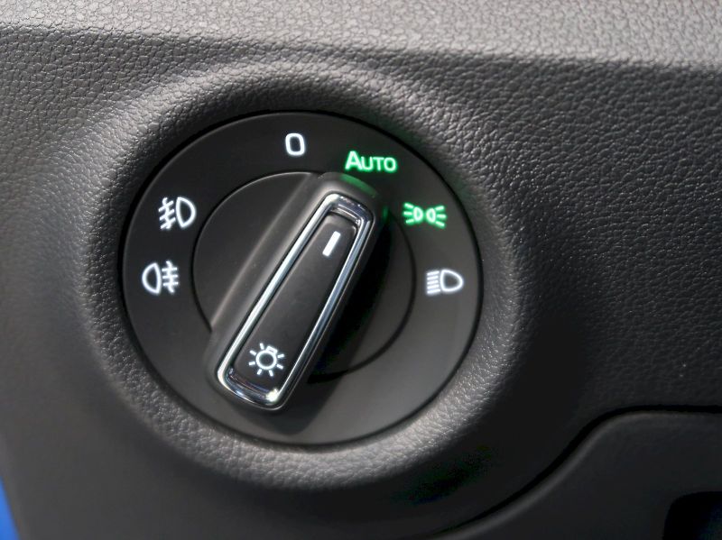 Škoda Kamiq (2025) MONTE CARLO 1.5TSI 110KW DSG P - fotka 35 z 38