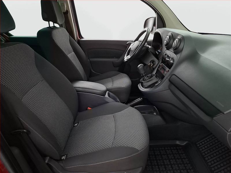 Mercedes-Benz Citan (2019) 111 CDI, 5Míst, ČR - fotka 9 z 17