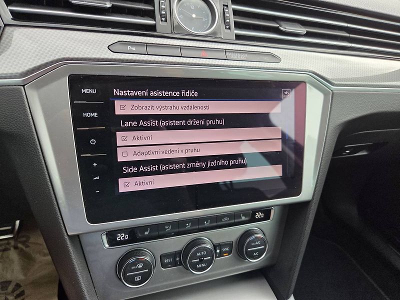 Volkswagen Passat Variant (2019) Passat Alltrack 2.0 BiTDI - fotka 19 z 50