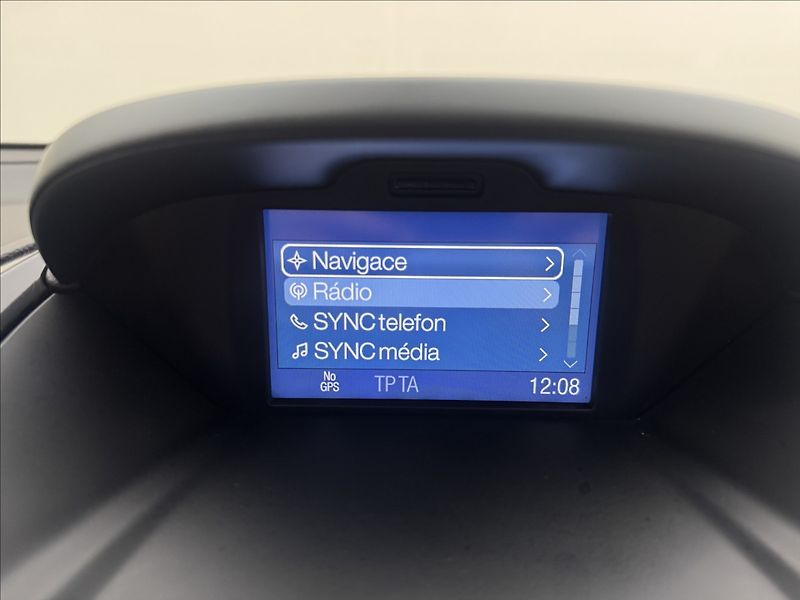 Ford B-MAX 1,6 NAVI KLIMA SENZORY TAŽNÉ - fotka 18 z 36