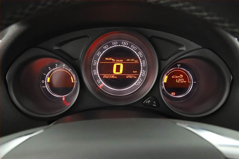 Citroën C4 (2011) 1.6 VTi, nová STK, jezdí dobře - fotka 8 z 11