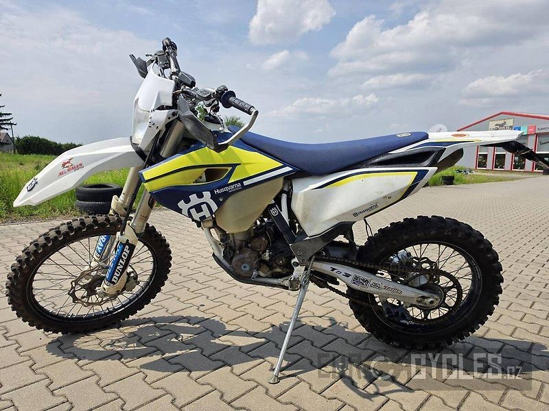 Husqvarna FE 350 (2016) - fotka 9 z 12