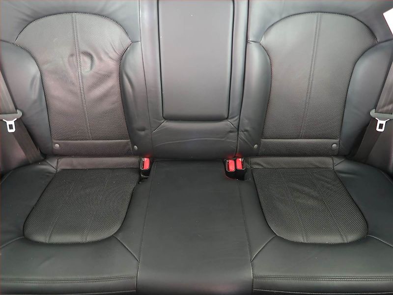 Hyundai ix35 (2012) 2.0 CRDi, 4X4, Automat - fotka 10 z 20
