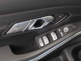 BMW Řada 3 M340i xDrive Touring - náhled 17