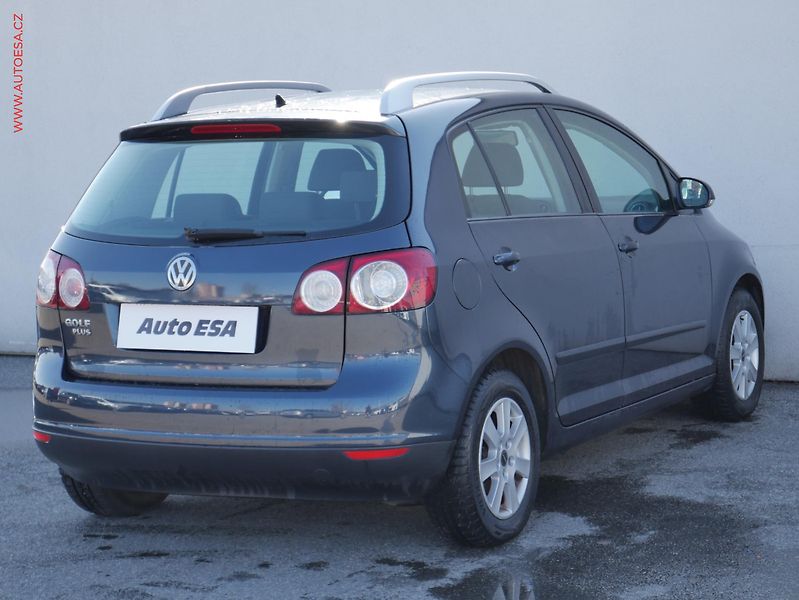 Volkswagen Golf Plus (2007) 1.4i, AC, výhřev sed - fotka 4 z 17
