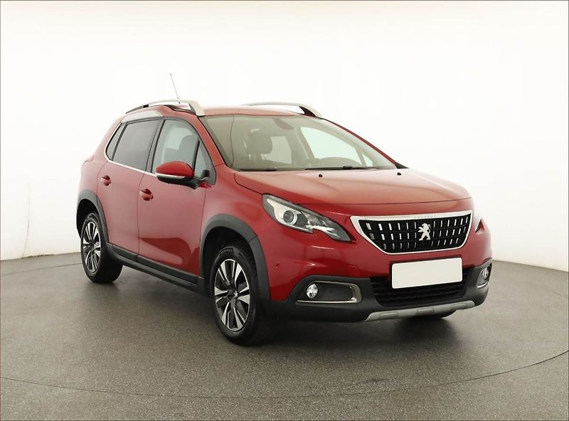Peugeot 2008 (2016) 1.2 PureTech, Automat, ČR - fotografie inzerátu