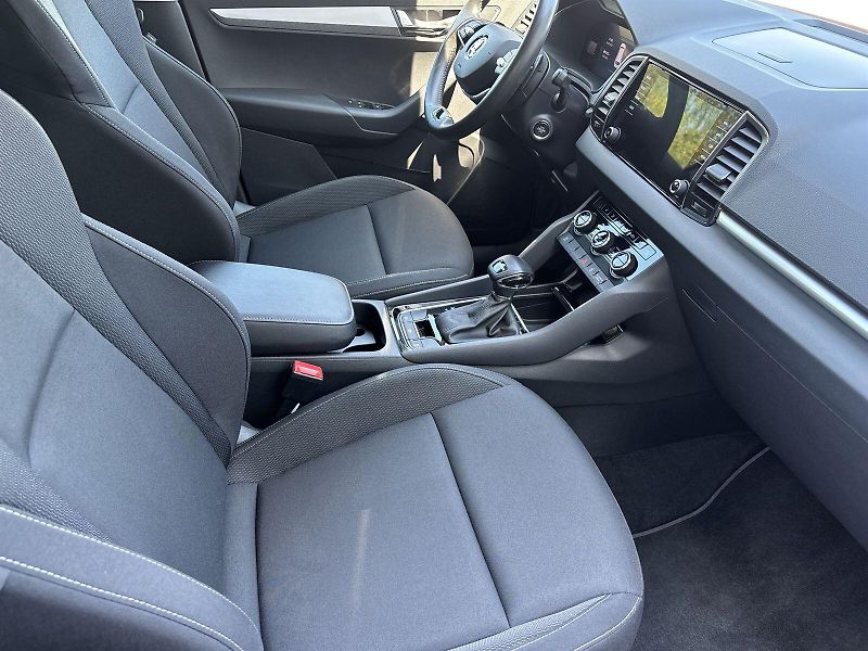 Škoda Karoq (2023) 1.5 TSI DSG Ambition - fotka 8 z 27