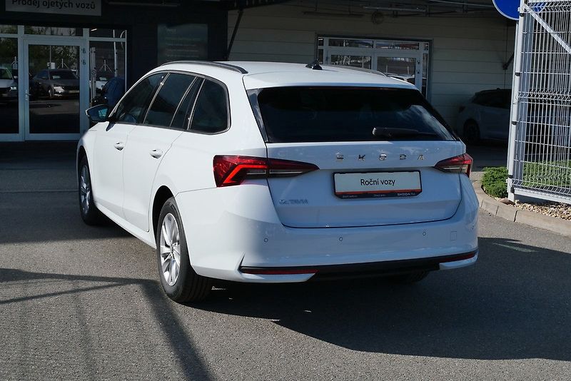 Škoda Octavia - fotka 4 z 6