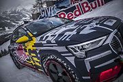 Prototyp Audi e-tron na sjezdovce