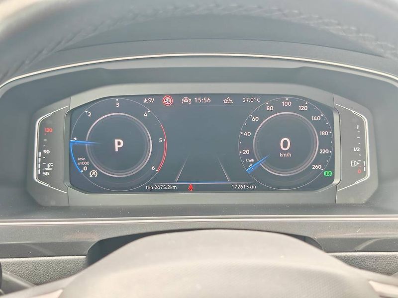 Volkswagen Tiguan Elegance 4Motion 2,0TDI - fotka 9 z 28