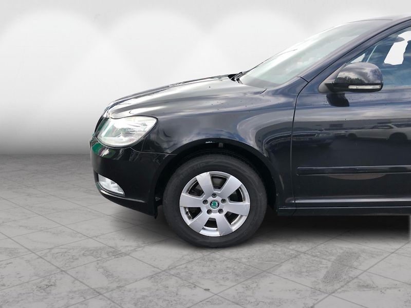 Škoda Octavia Combi 1.6 TDi Elegance - fotka 10 z 28