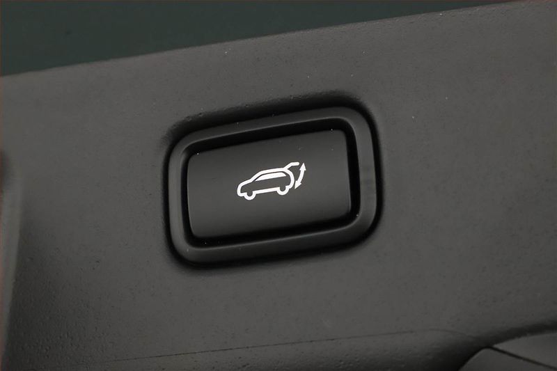 Kia Niro (2024) Premium Hybrid - fotka 13 z 20