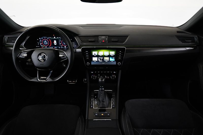 Škoda Superb - fotka 5 z 27