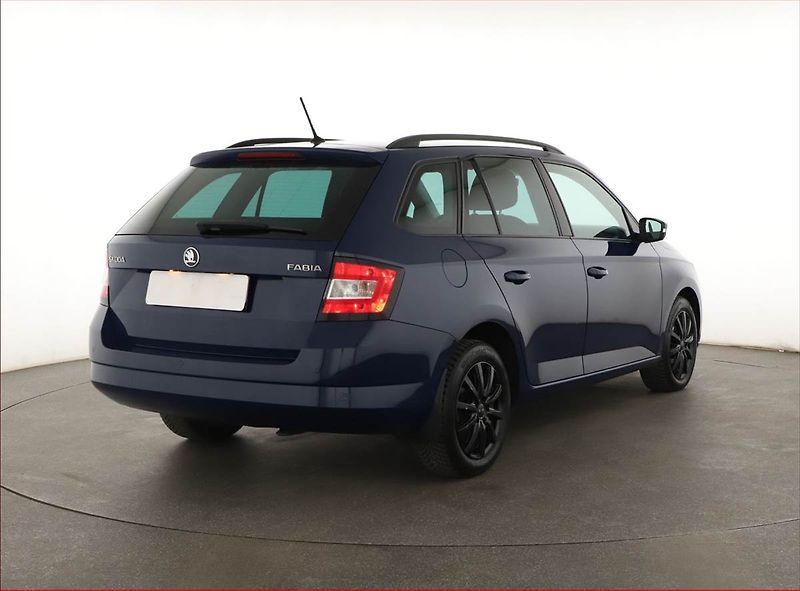 Škoda Fabia (2015) 1.2 TSI, ČR,1.maj, Serv.kniha - fotka 5 z 20