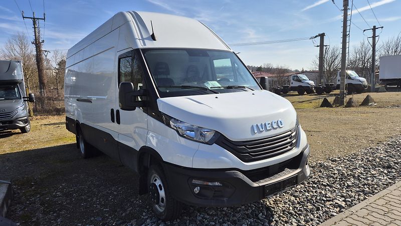 Iveco Daily (2025) 50C18HZ do 3.5t -3.0l koňák - fotka 2 z 10