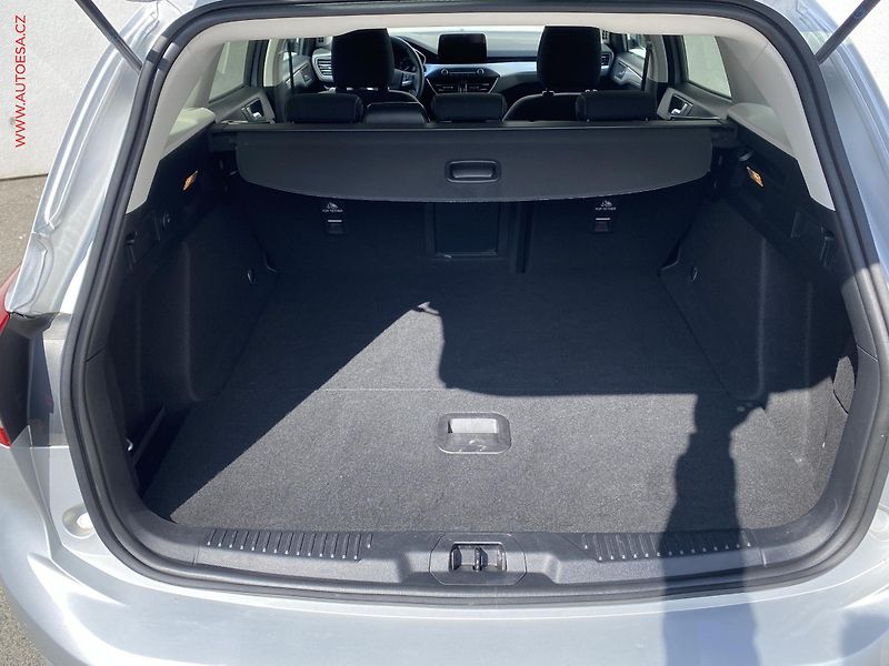 Ford Focus (2021) 1.5 TDCi, ČR, Trend, navi - fotka 7 z 17