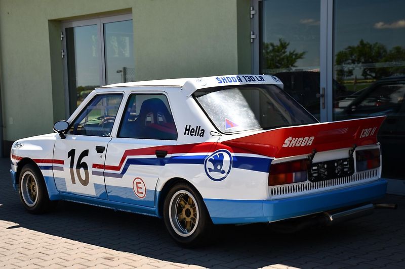 Škoda 130 LR 2x Weber 45 - fotka 2 z 11