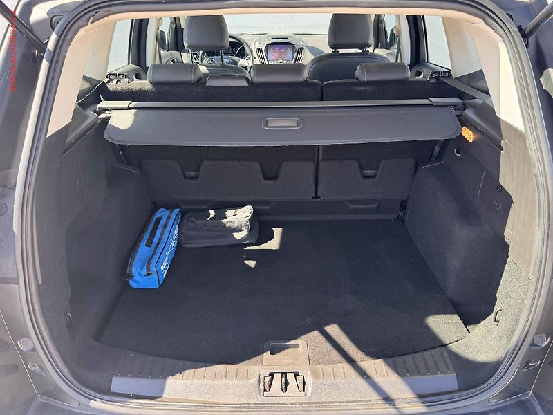 Ford Kuga (2019) 2.0 TDCI 4x4, 1.maj,ČR - fotka 7 z 15