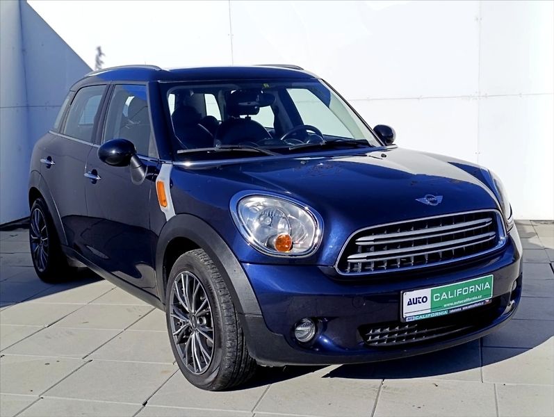 Mini Countryman 2,0 d Automat Navi Panorama LE - fotka 4 z 32