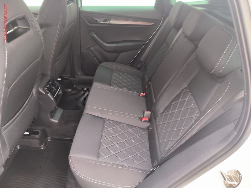 Škoda Karoq (2022) 1.5TSi, 2.maj,ČR, LED, TZ - fotka 10 z 26