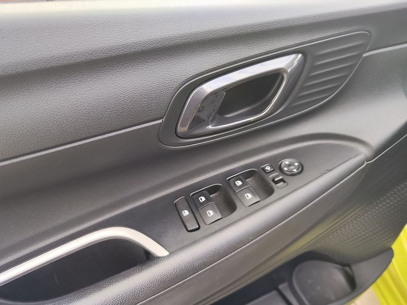 Hyundai i20 1.0 T-GDi/74kW Style - fotka 29 z 31