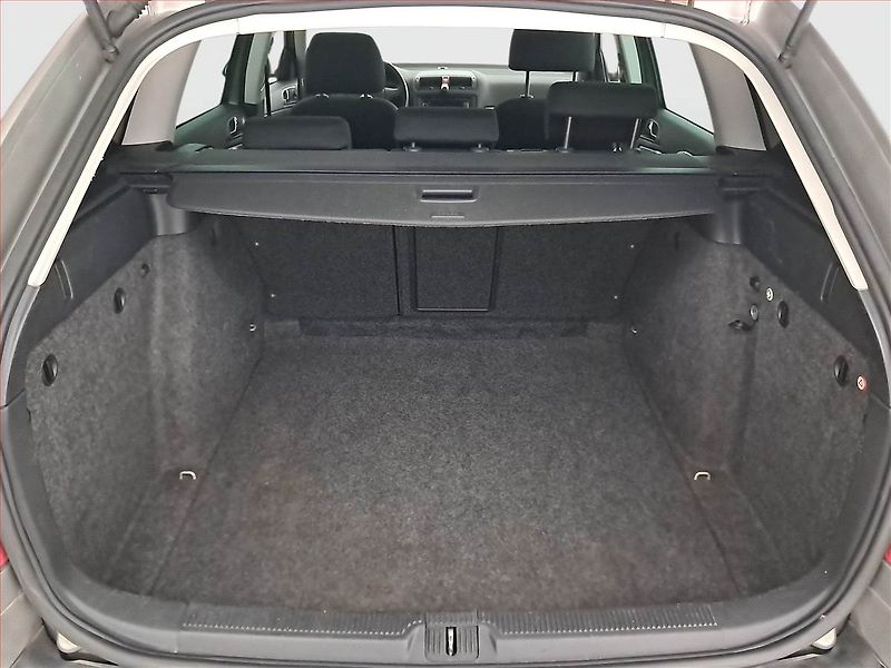 Škoda Octavia (2008) 2.0 TDI, Navi, Xenony - fotka 13 z 17