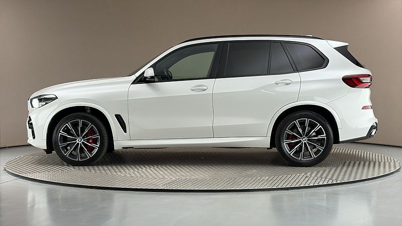 BMW X5 30d AUT xDrive M-paket - fotka 4 z 29