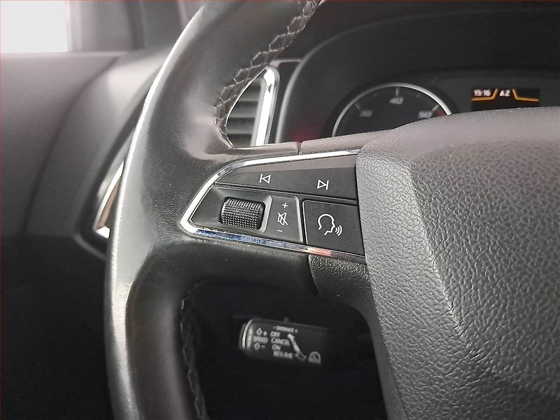 Seat Ateca (2018) 2.0 TDI, 4X4, Kůže, Navi - fotka 19 z 21
